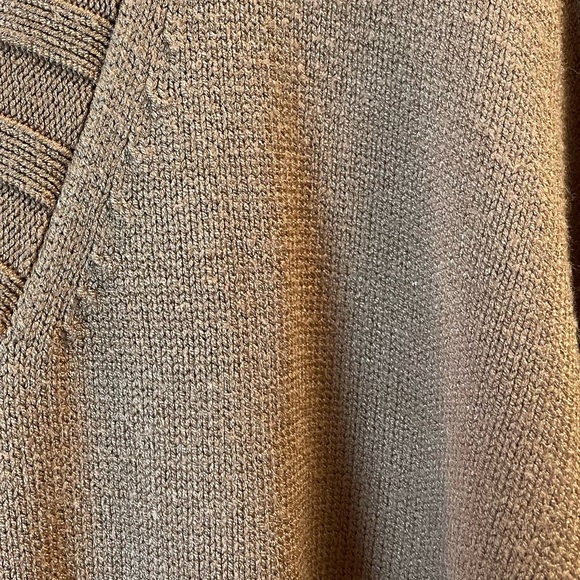 Banna Republic Caramel Sweater Women’s Size XL - Picture 7 of 8